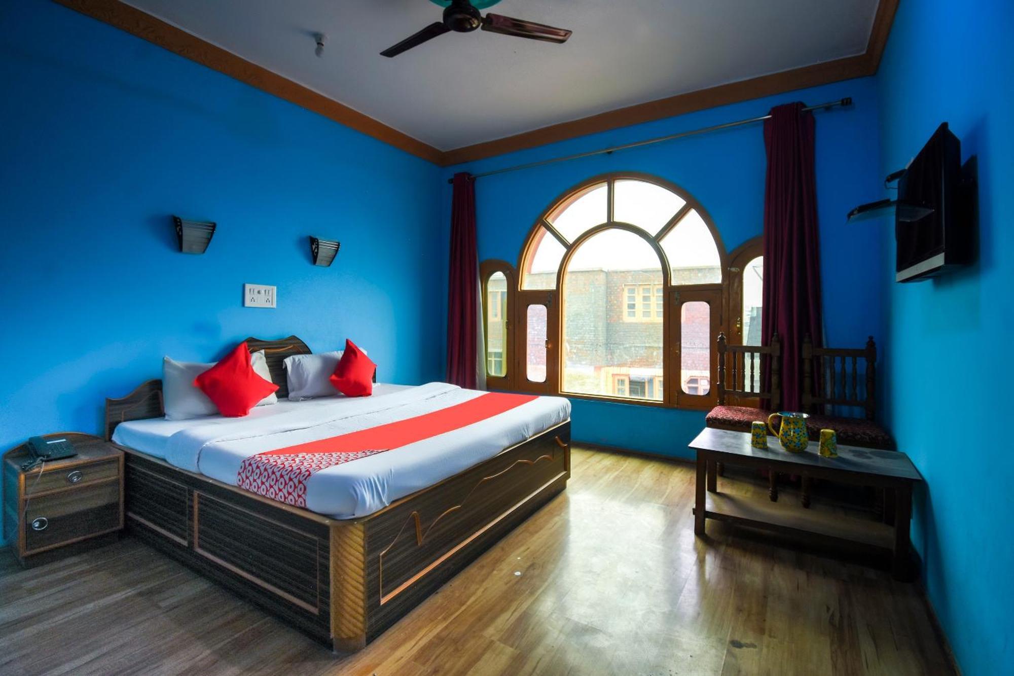 Oyo Hotel New Divine Kashmir Durgjan Exterior foto